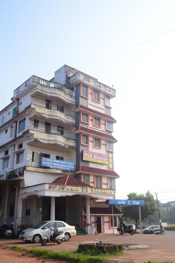 R S Bhavan Manipal Buitenkant foto