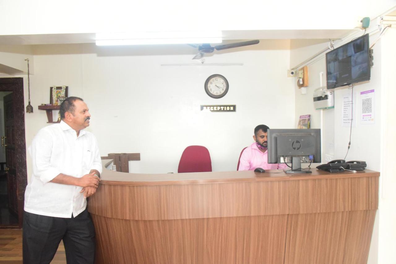 R S Bhavan Manipal Buitenkant foto